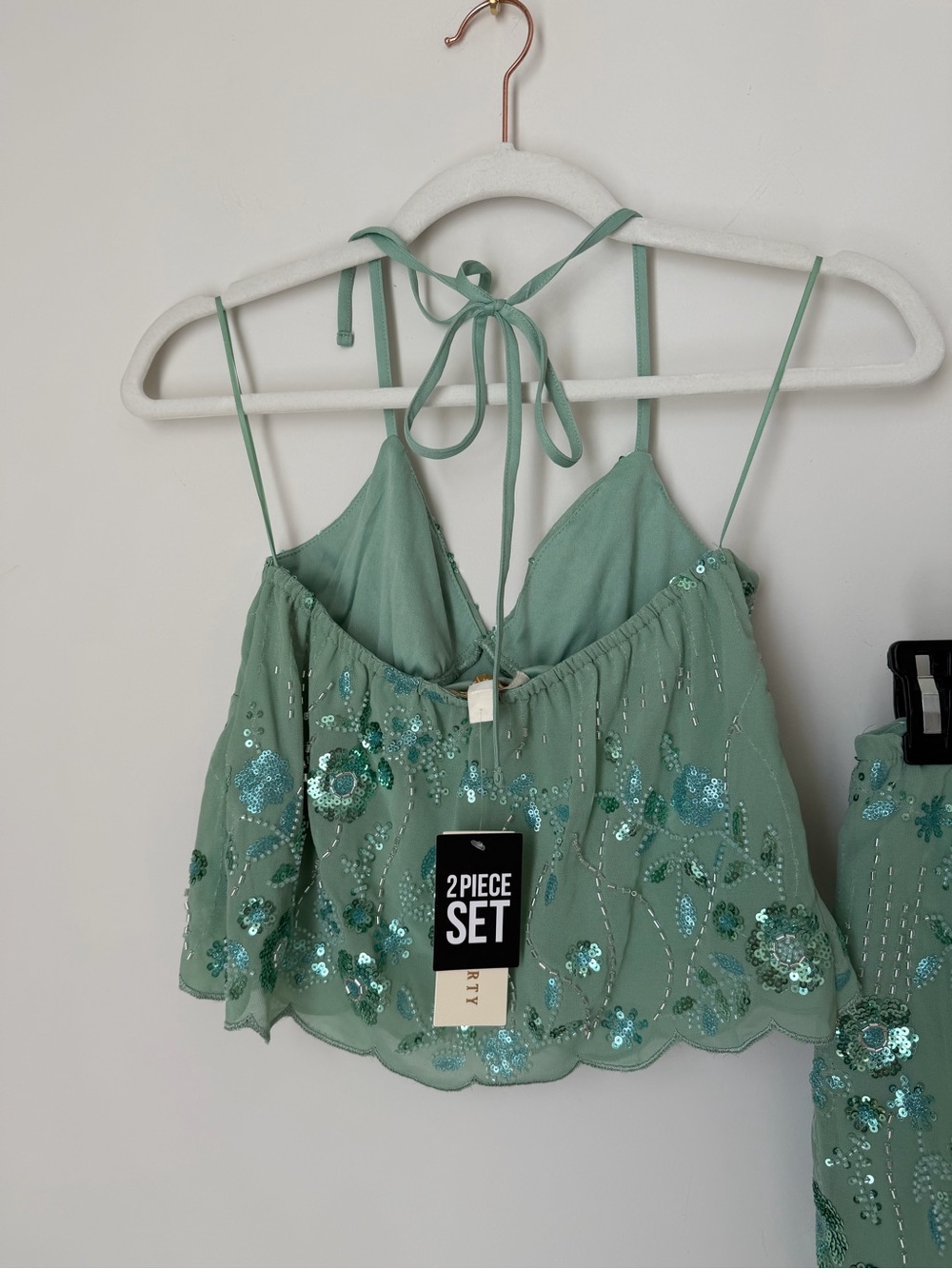 Green beaded Sequins floral halter Top & Mini Skirt two piece set - Picture 7 of 8